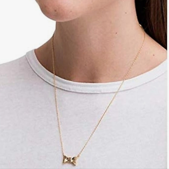 Kate Spade All Wrapped Up Mini Pendant in Gold NWT - Picture 1 of 9